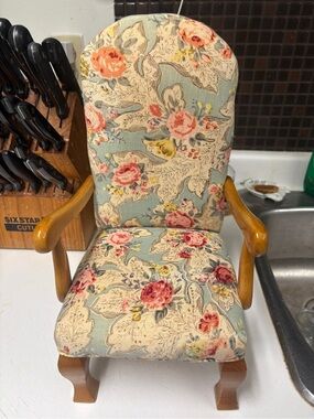 Tender Art Collection Doll’s Chair Model Chair for Kids